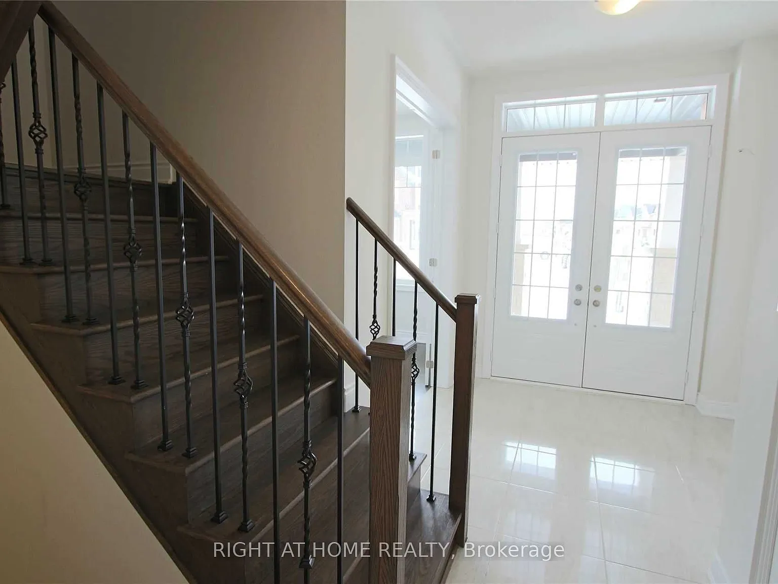 4 bed, $3,600 — Photo 3