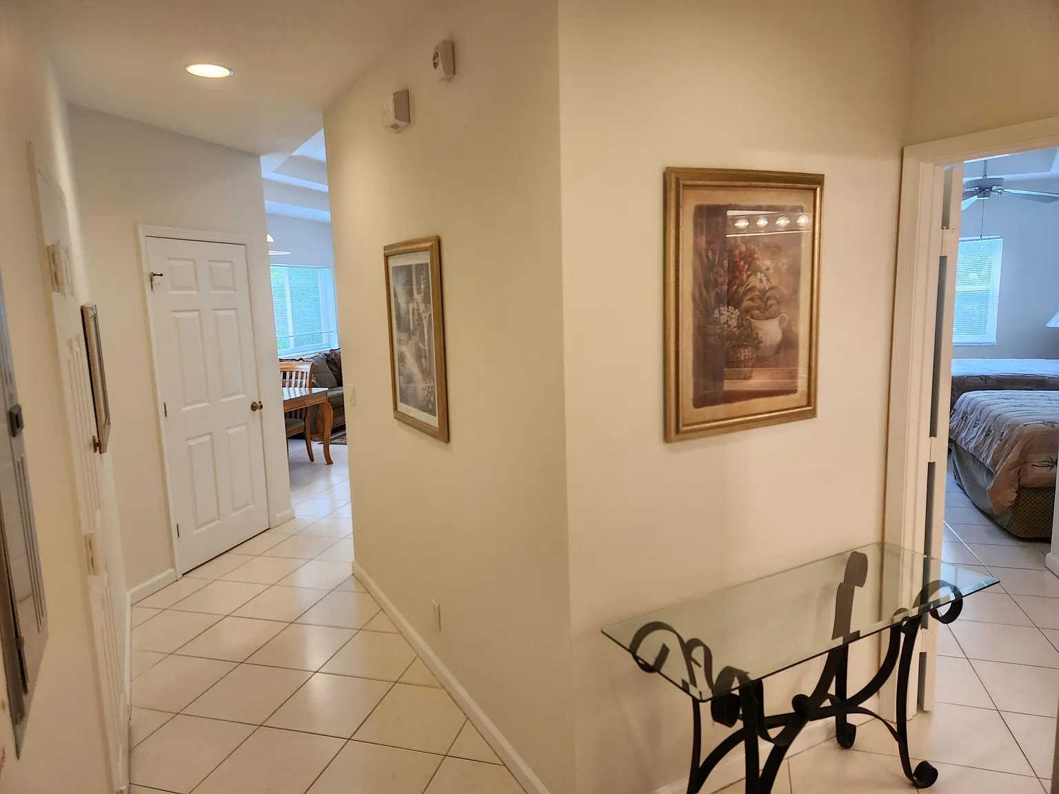 1 bed, 1.5 bath, 900 sqft, $1,750 — Photo 3