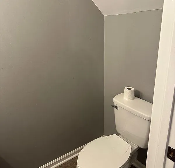 8085 Creekwood Cir E — Photo 9