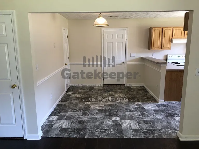 117 Jenny Rd — Photo 5
