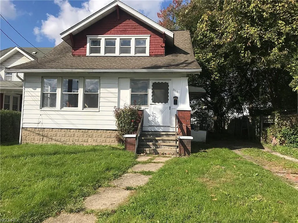 1116 Wooster Rd N photo 1