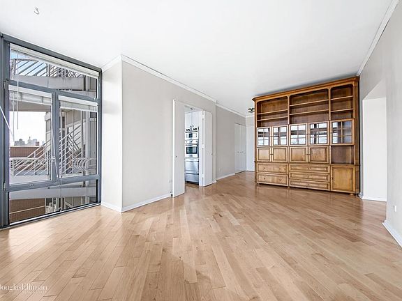 2nd image of 200 E 32nd St APT 18A