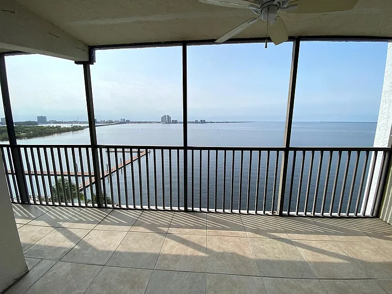 3300 N Key Dr #8C — Photo 1