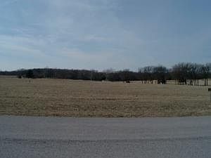 1st image of 130 S Coves Dr