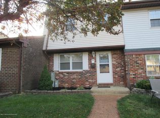 90 Greenwood Loop Rd, Brick, NJ 08724