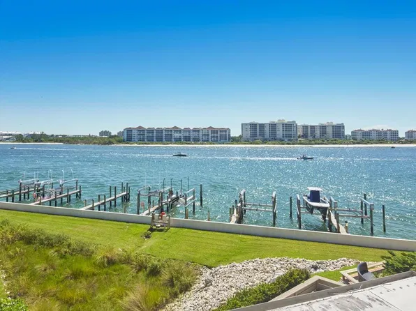 502 La Peninsula Blvd #502, Naples, FL 34113