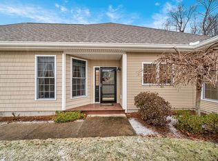 Summerfield At Taft Hill Condominium, Uxbridge, MA 01569