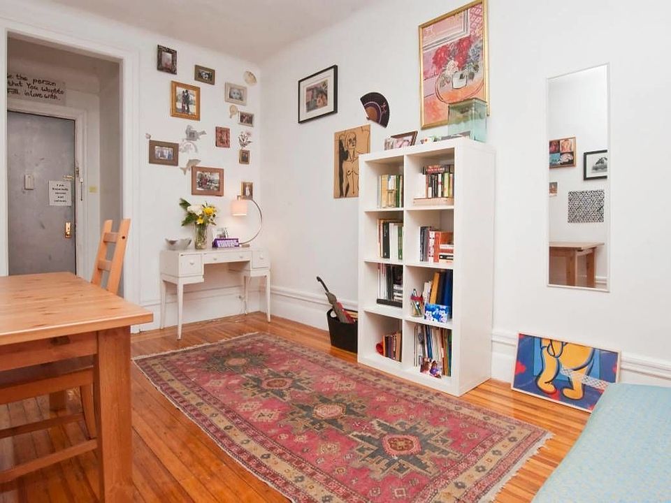 1st image of 556 W 180th St #4F