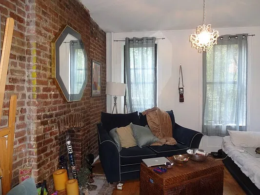 Rented by Prince Real Estate Associates LLC | media 18