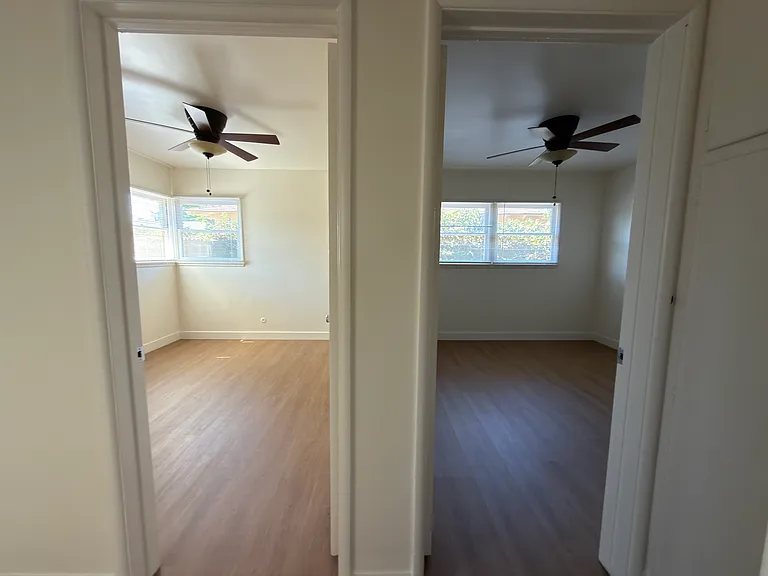 324 S Clark St #324 — Photo 15