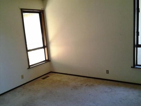 2nd image of 23020 29th Ave W