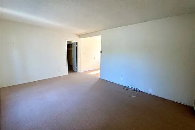 4604 Mindora Dr — Photo 31