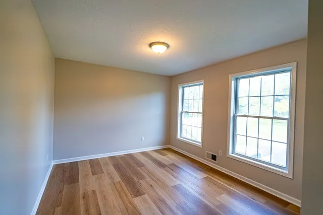 649 Kayloc Cir — Photo 16