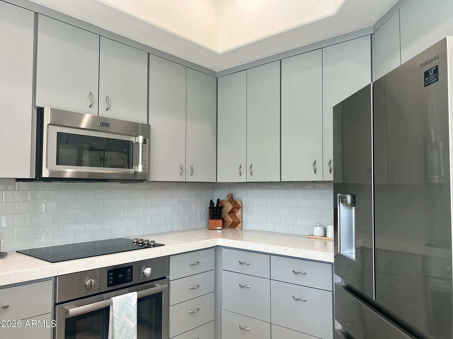 2 bed, 2.0 bath, 2040 sqft, $3,500 — Photo 2