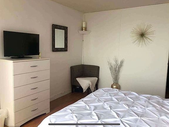 3rd image of 630 1st Ave APT 19A