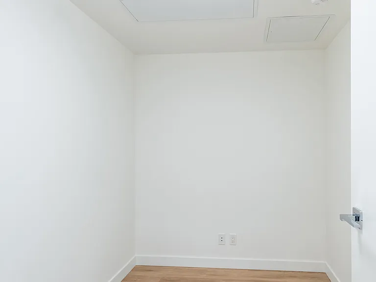 567 Emerson St #2010 — Photo 11