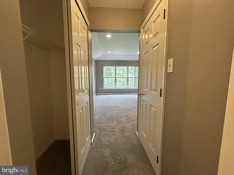 2016 Greenes Way Cir — Photo 16