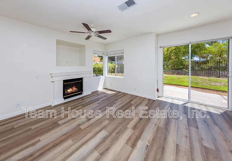 25620 Wordsworth Ln — Photo 7