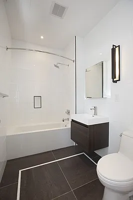 Rented by REAL New York | media 5