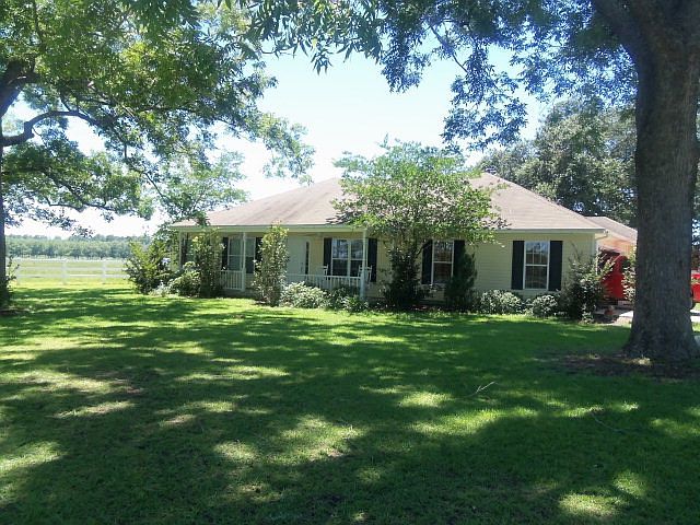 2nd image of 3121 Possum Creek Rd