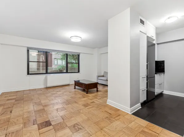 178 East 80th Street image 2 of 6