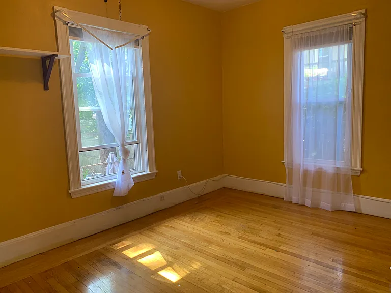 36 Avon St #1 — Photo 8