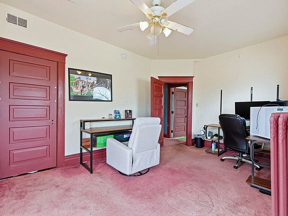 30th image of this home