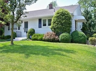 30 Franklin Blvd, Somerset, NJ
