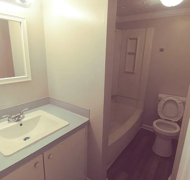 621 N Mountain St — Photo 9
