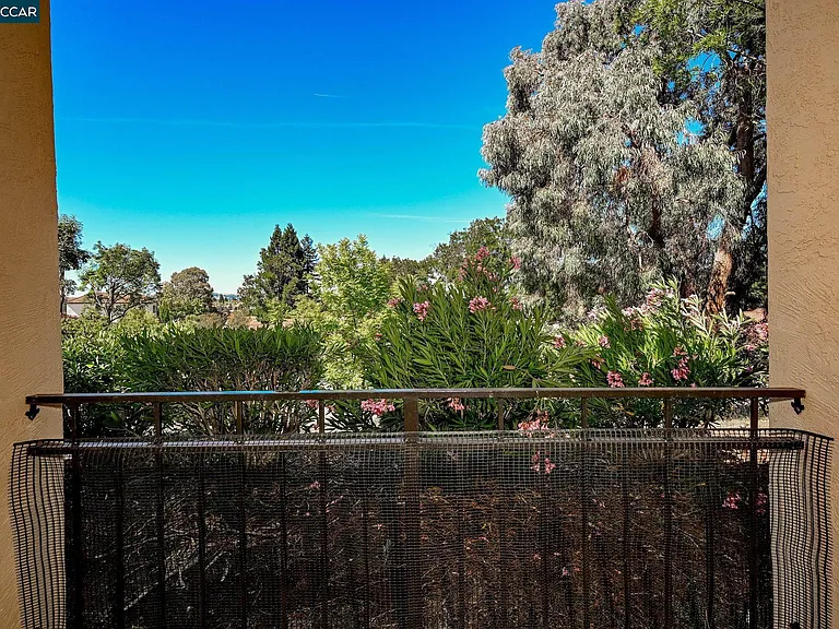 5022 Lakeview Dr #101 — Photo 21