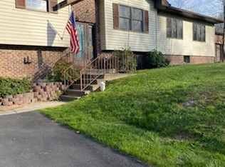 52 Sunset Hl, Covington Township, PA 18424