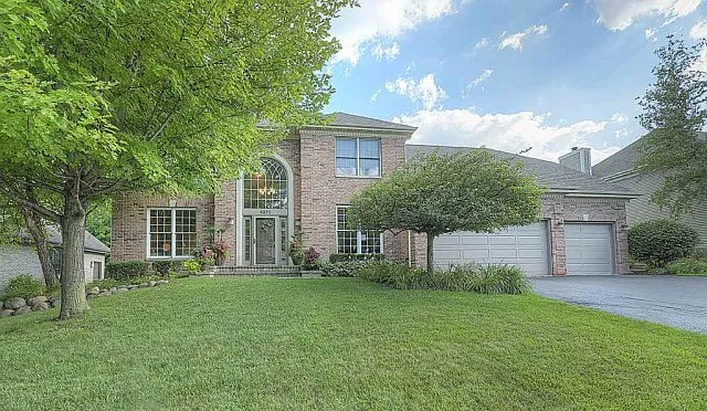 5271 Deer Pointe photo 1