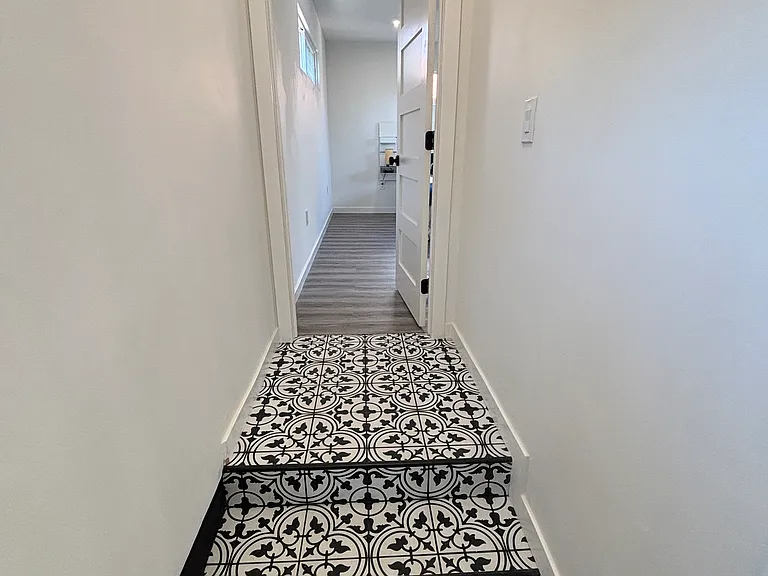 232 N Rios Ave — Photo 9