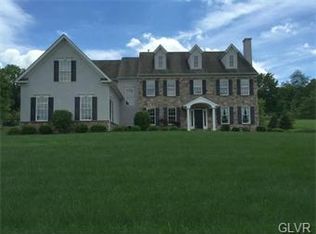 65 Woodside Dr, Easton, PA 18042