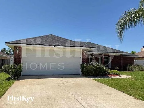 1242 Summit Oaks Dr E Photo 1