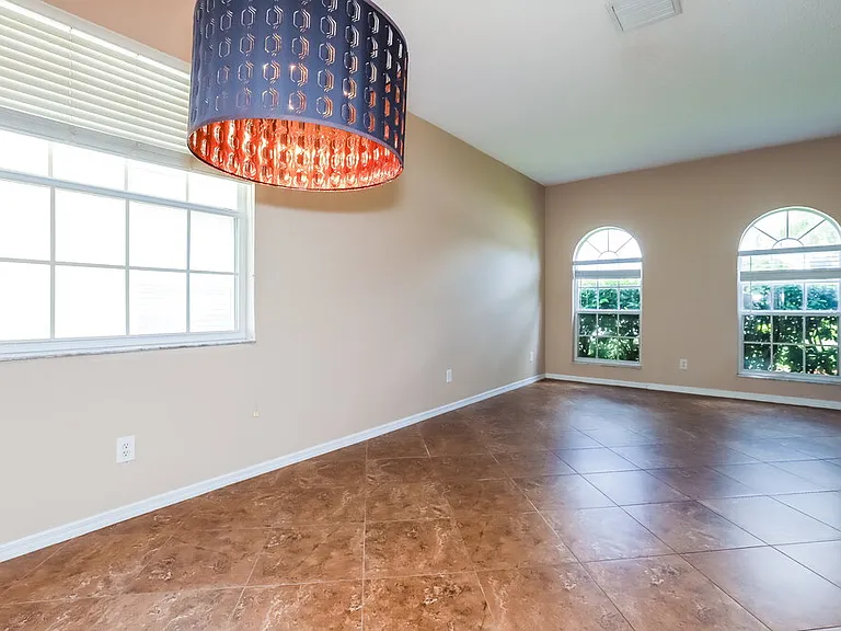 1235 Brooke View Dr — Photo 4