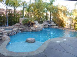 30401 Sparkle Dr, Canyon Lake, CA 92587