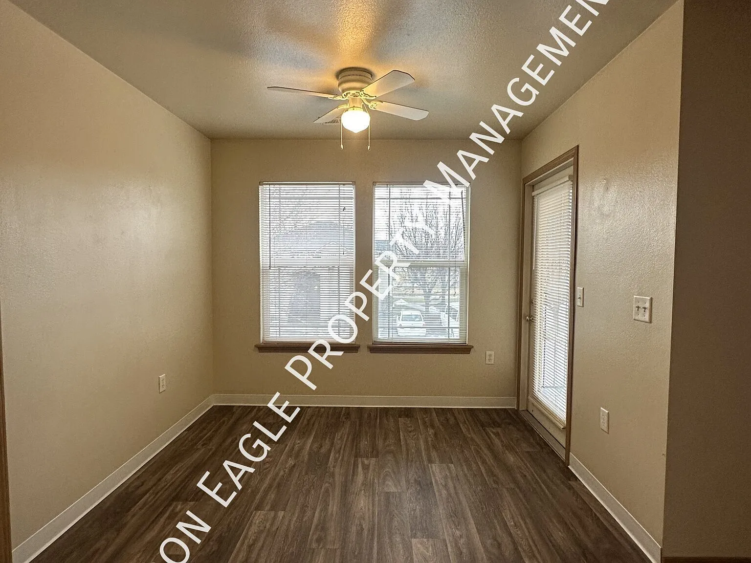 2 bed, 1.0 bath, $1,475 — Photo 4