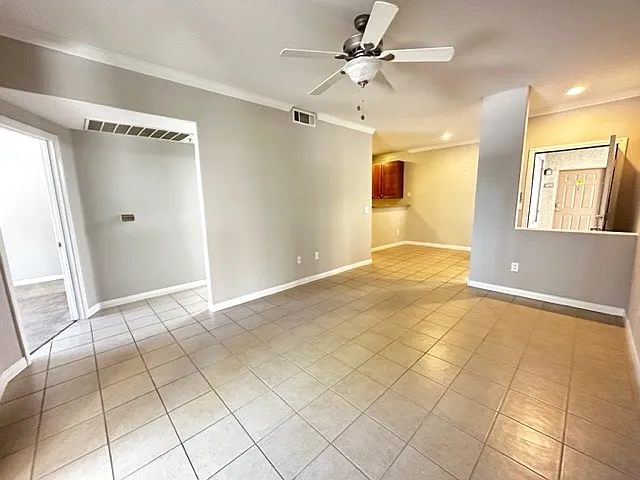 4400 S Jones Blvd #1097 — Photo 2