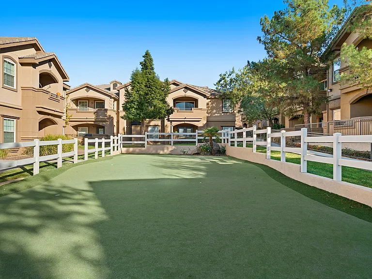 Antelope Ridge Apartments — Photo 18