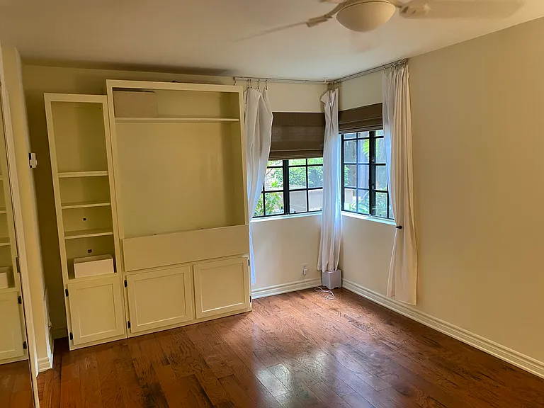 8860 Villa La Jolla Dr #107 — Photo 11