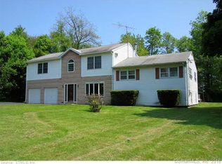 22 Morrissey Ln, West Haven, CT 06516