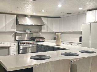 20767 Sunset Dr #1, Apple Valley, CA 92308