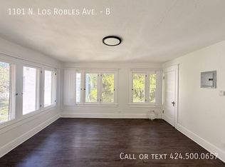 1101 N Los Robles Ave #B, Pasadena, CA 91104