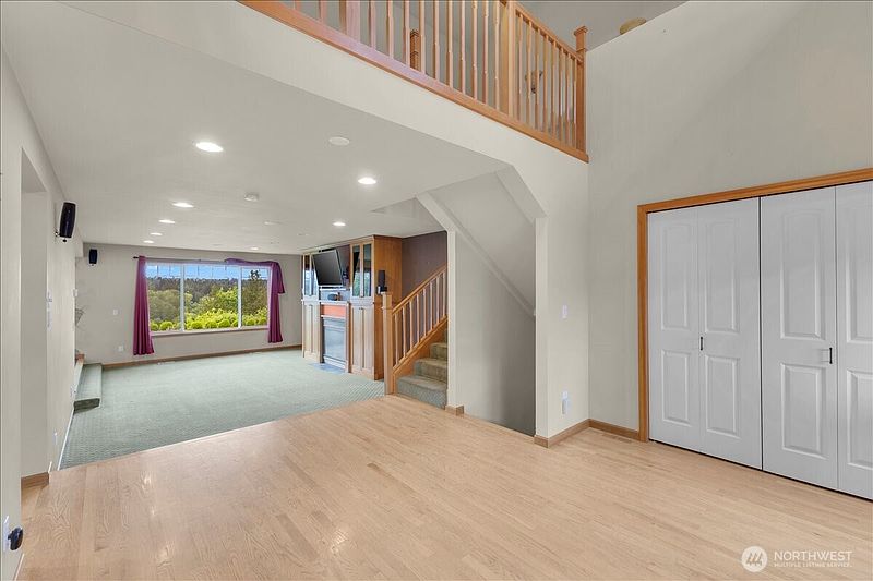 3rd image of 5819 Northridge Drive