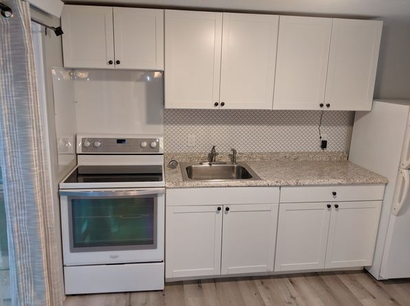 17 Bleach Ave #15, West Warwick, RI 02893