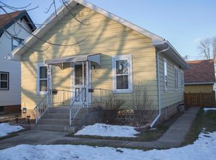 1832 Cambridge Ave, Sheboygan, WI 53081