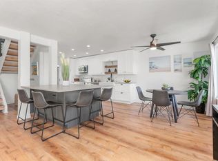 320 Countrywood Ln, Encinitas, CA 92024