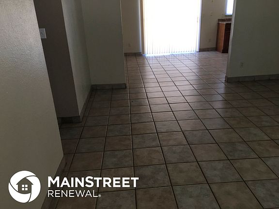 5th image of 1839 N 47th Ave