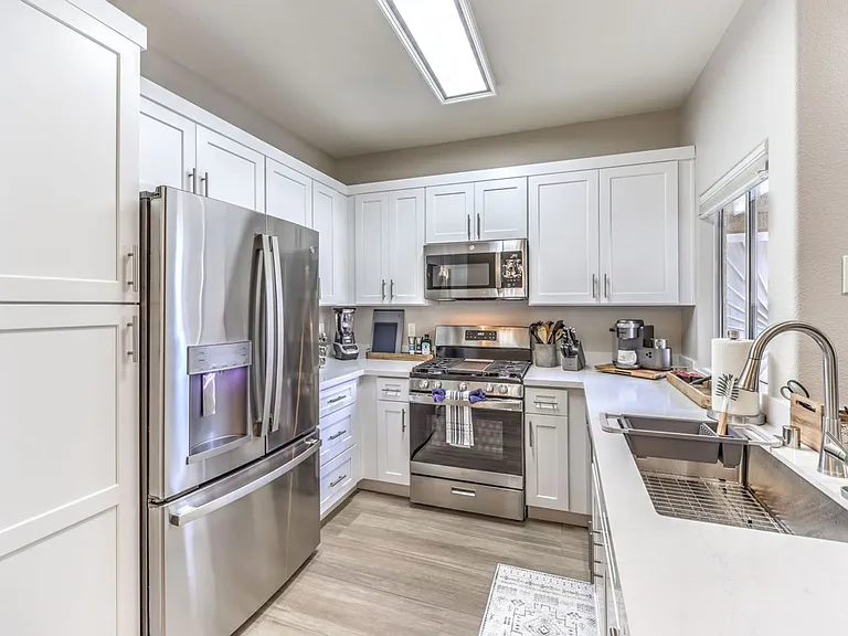 855 N Stephanie St #1015 — Photo 9